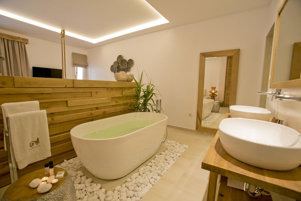 Thalassa Boutique Hotel 48/50