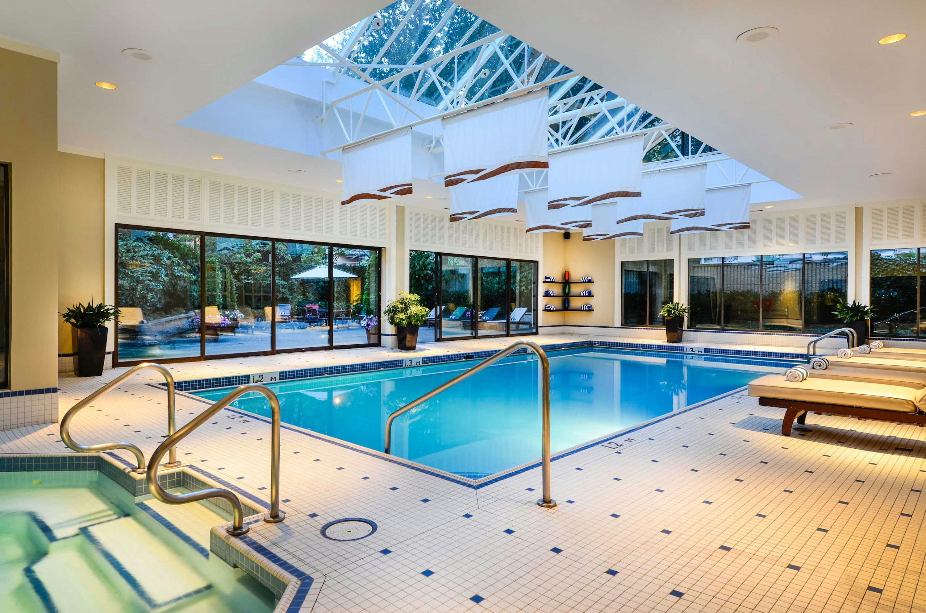 Sutton Place Hotel 30/55
