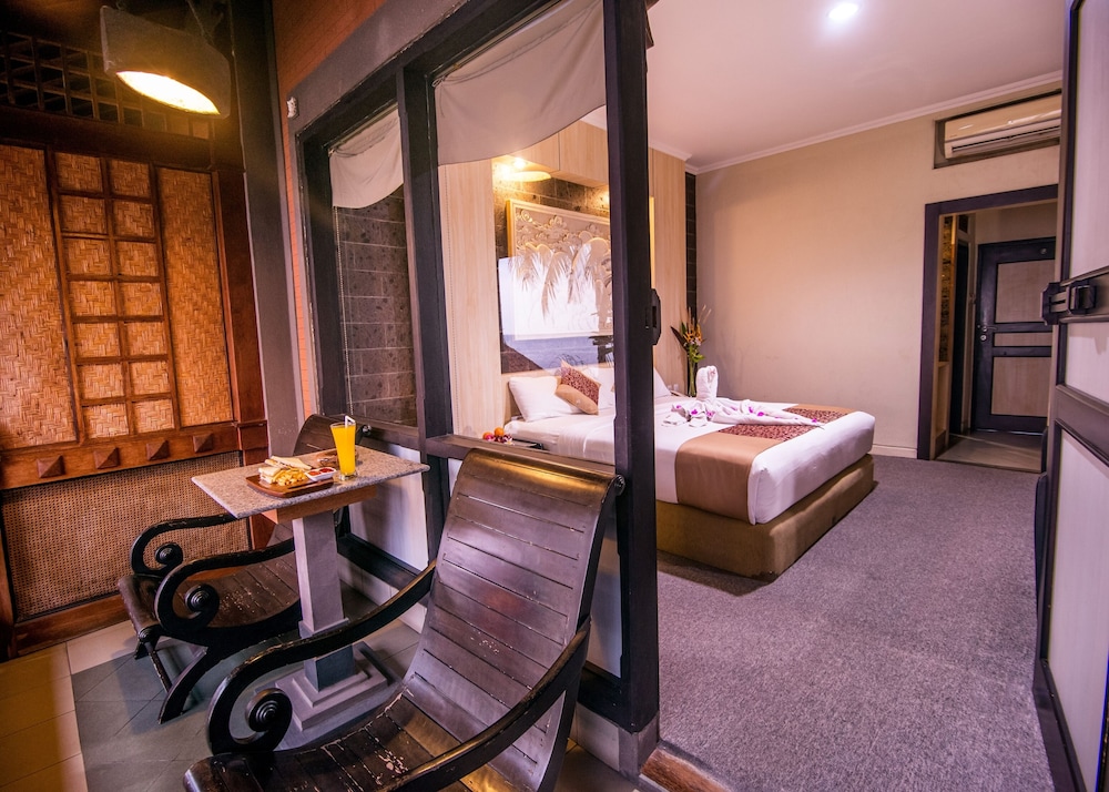 Nugraha Lovina Seaview Resort & Spa 33/69