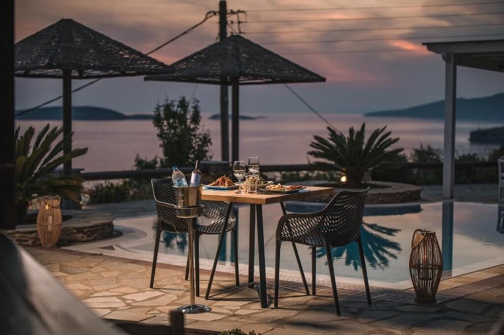 Blue Bay Resort Village 32/44