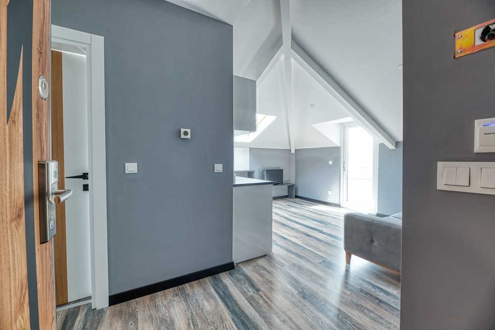 Gris & Verde Suite Hotel 4/50
