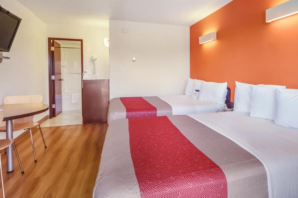 Motel6 Lethbridge Ab 29/62