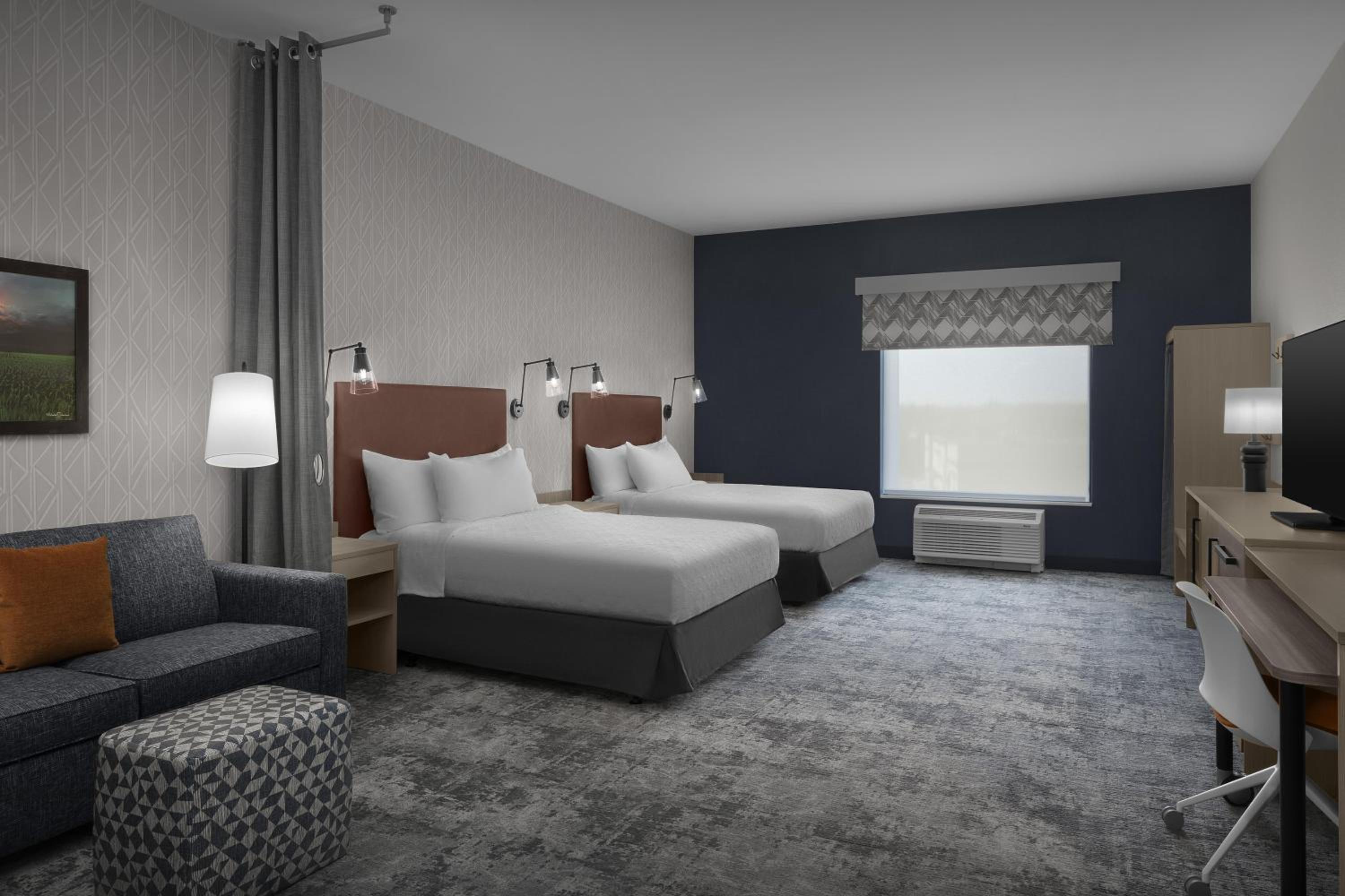 Studio, Suite, 2 Queen Beds, Bathtub, Accessible