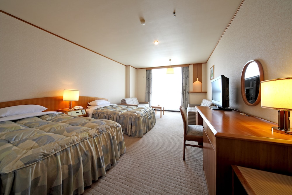 ROOM, TWIN BEDS, RIVER VIEW