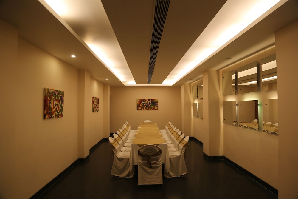 HOTEL RESIDENCY 22/47