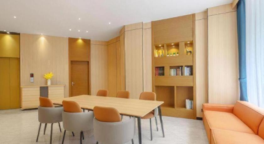 City Comfort Inn Wuhan Hankou Jiangtan 41/52