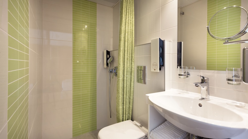 Premium, Twin Beds, Balcony, Hotel Parnu 3/3