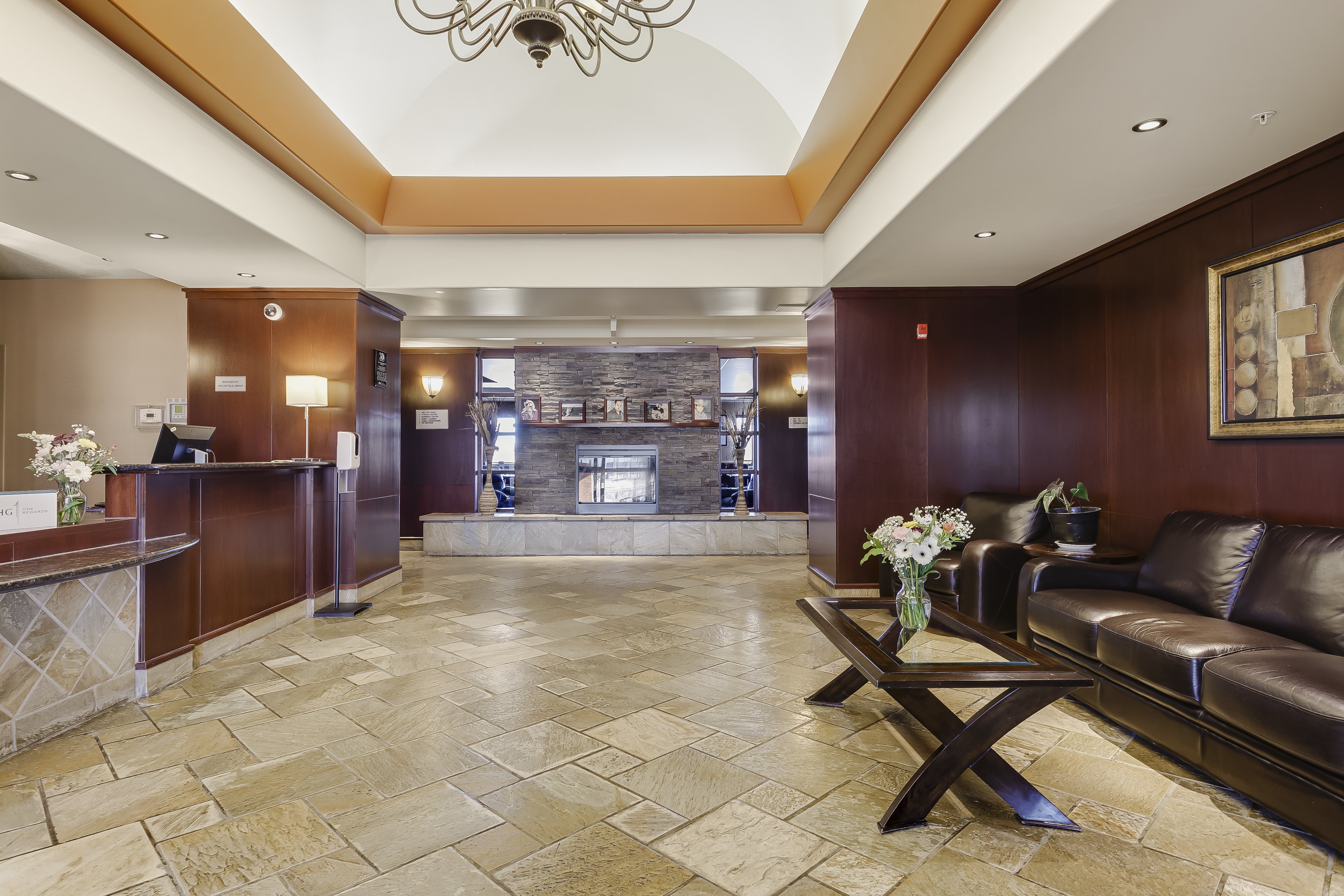 Holiday Inn Express Hotel Suites Whitecourt Southeast 12/78