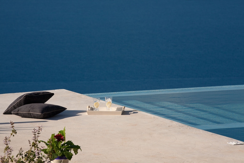 Ionian Horizon Villas 52/56