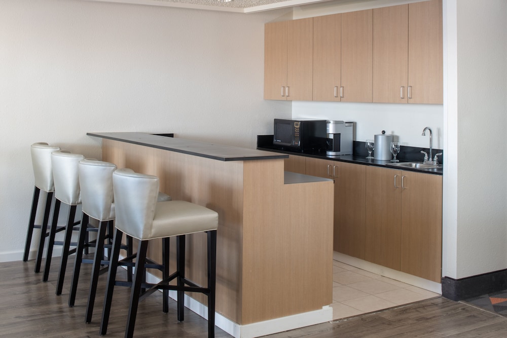Holiday Inn Portland Columbia Riverfront An Ihg Hotel 32/53