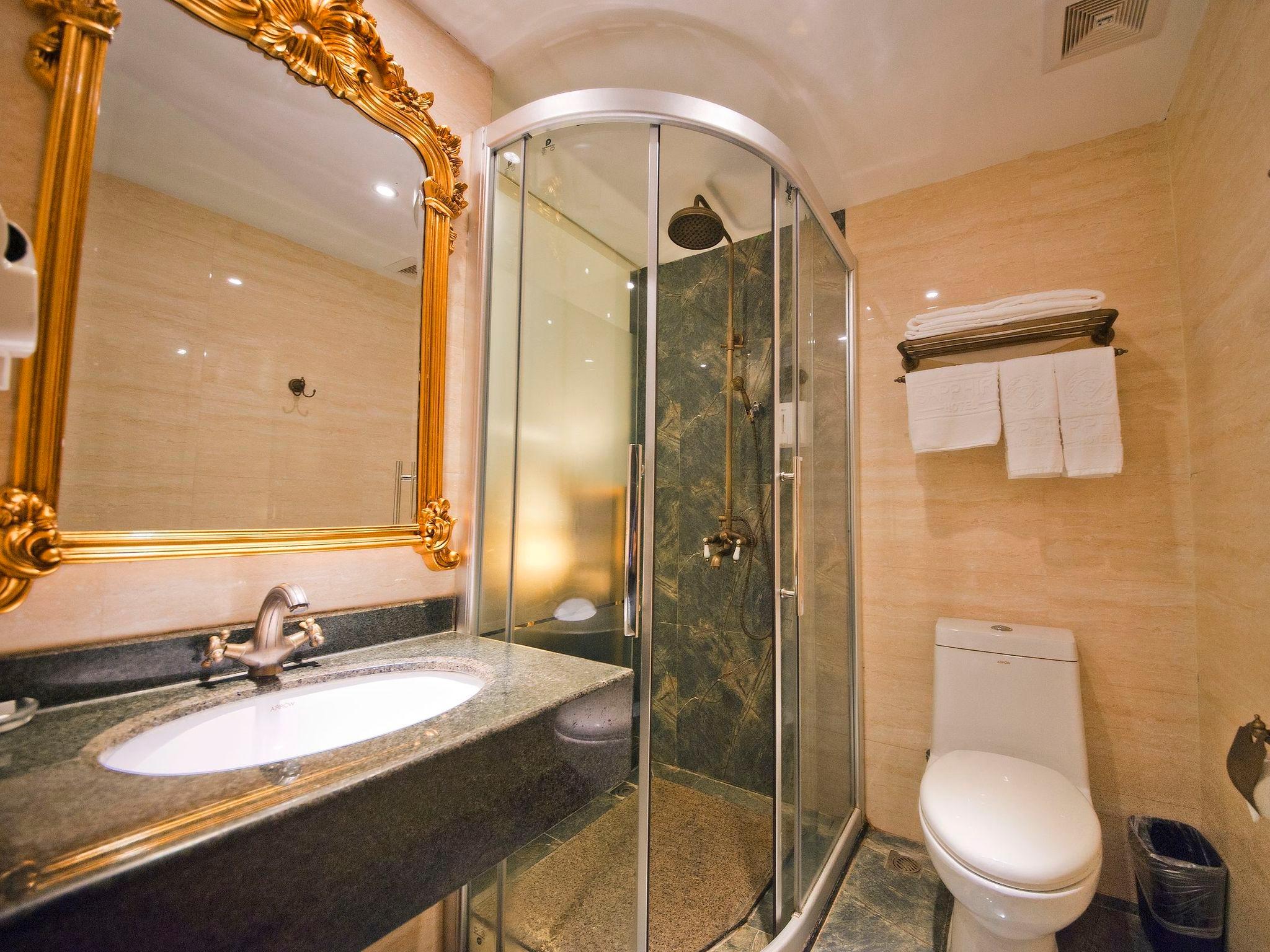 Sapphire Hotel Guilin 44/52