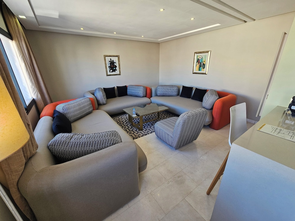 DownTown Hotel Maarif Casablanca By TSA 52/65