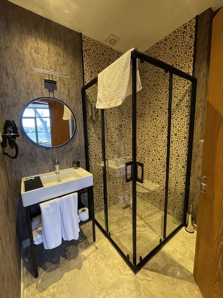 Weingart Seaside Hotel 50/52