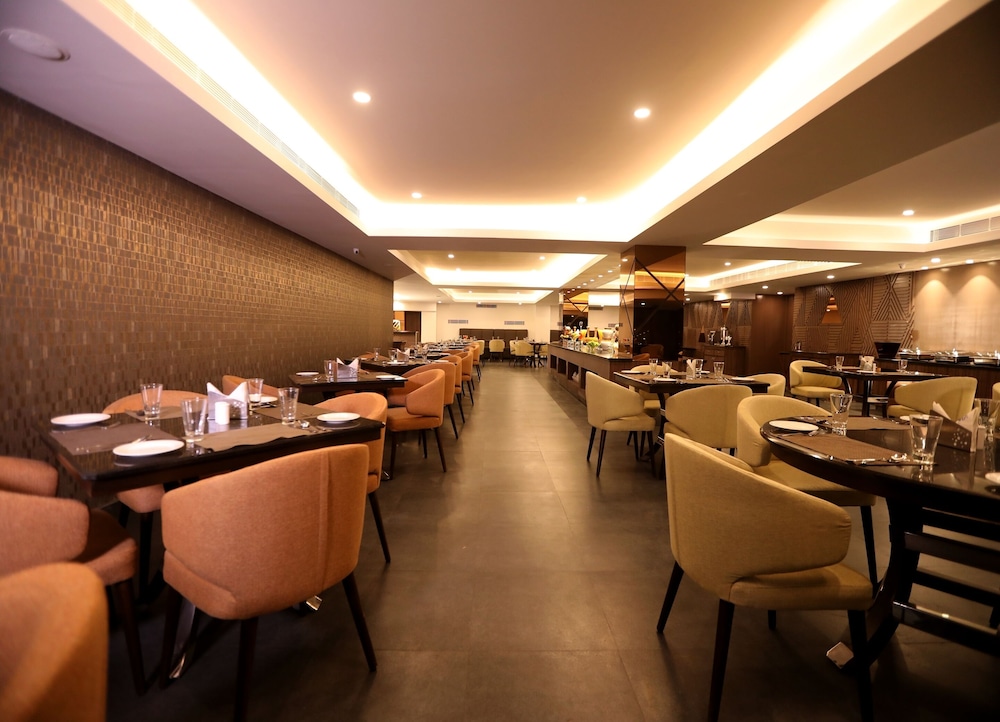 Shravanthi Sarovar Portico Bengaluru 40/50