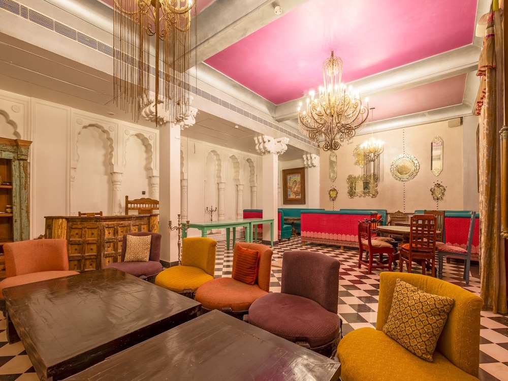Jyoti Mahal A Royal Heritage Hotel 35/50