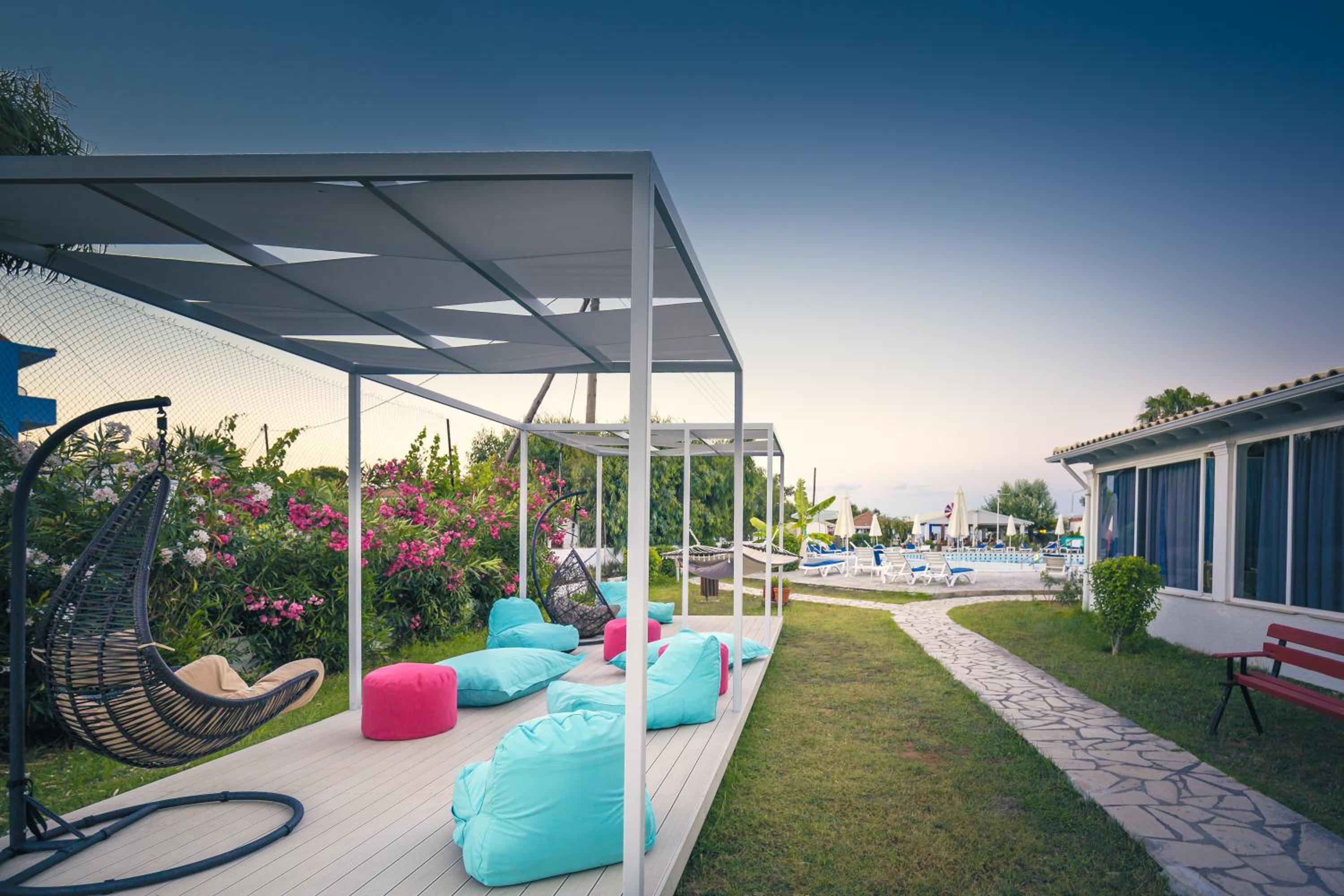 Albatros Hotel 43/54