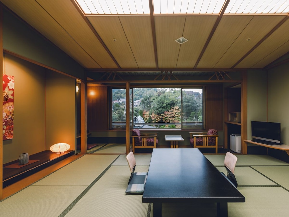 Tamatsukuri Grand Hotel Choseikaku 36/48