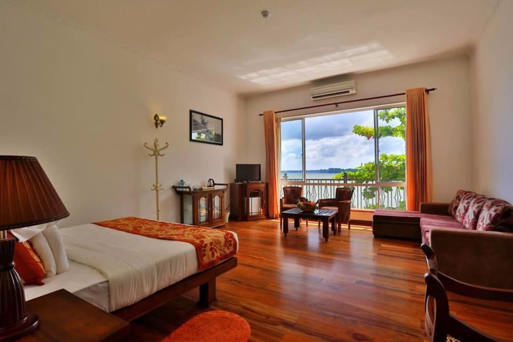 Centauria Lake Resort 17/50
