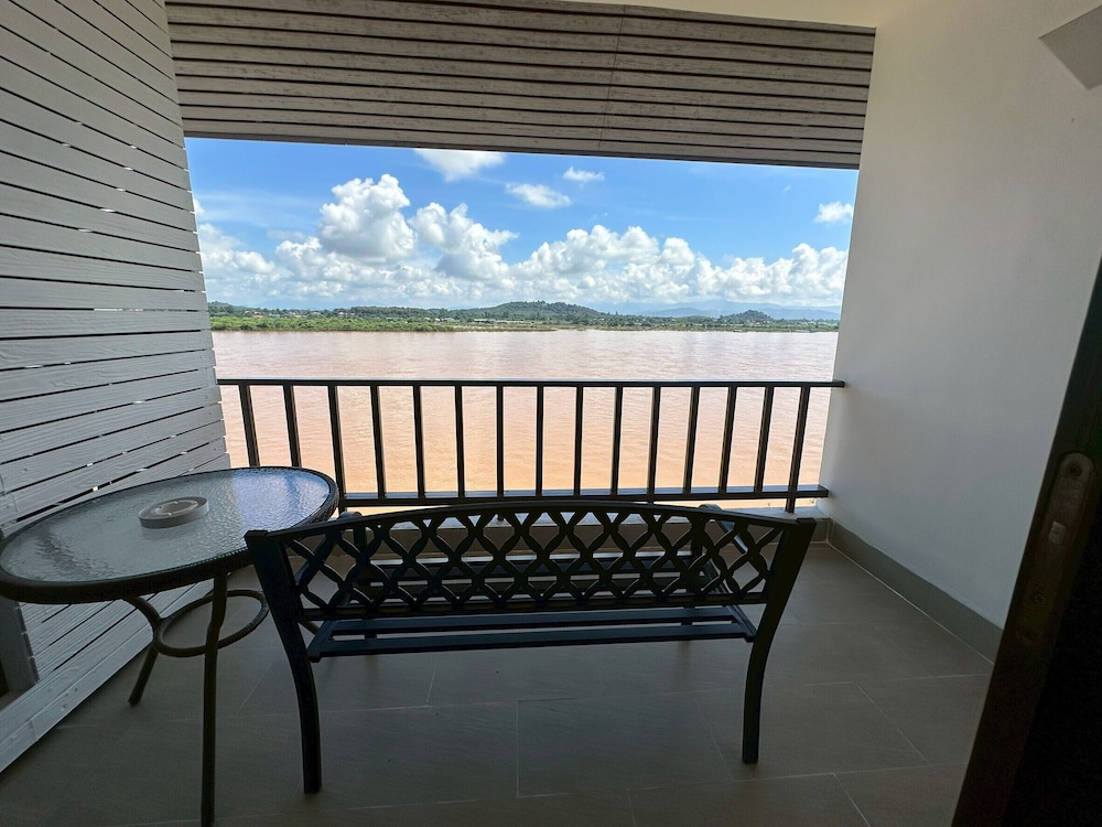 Siam Triangle Hotel 33/61