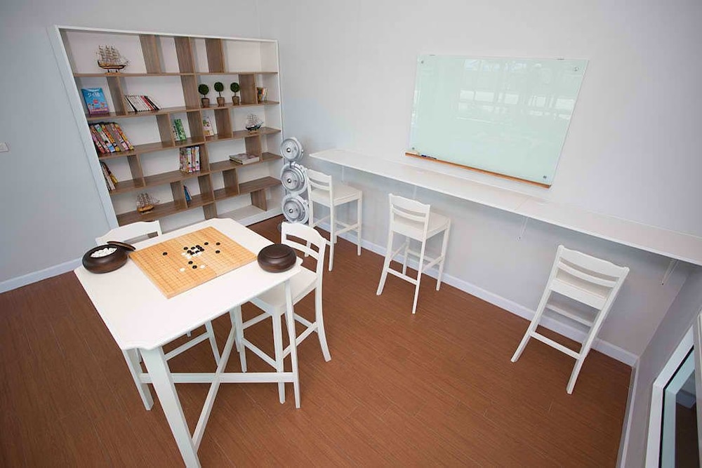 Bbg Seaside Luxurious Service Apartment 24/31