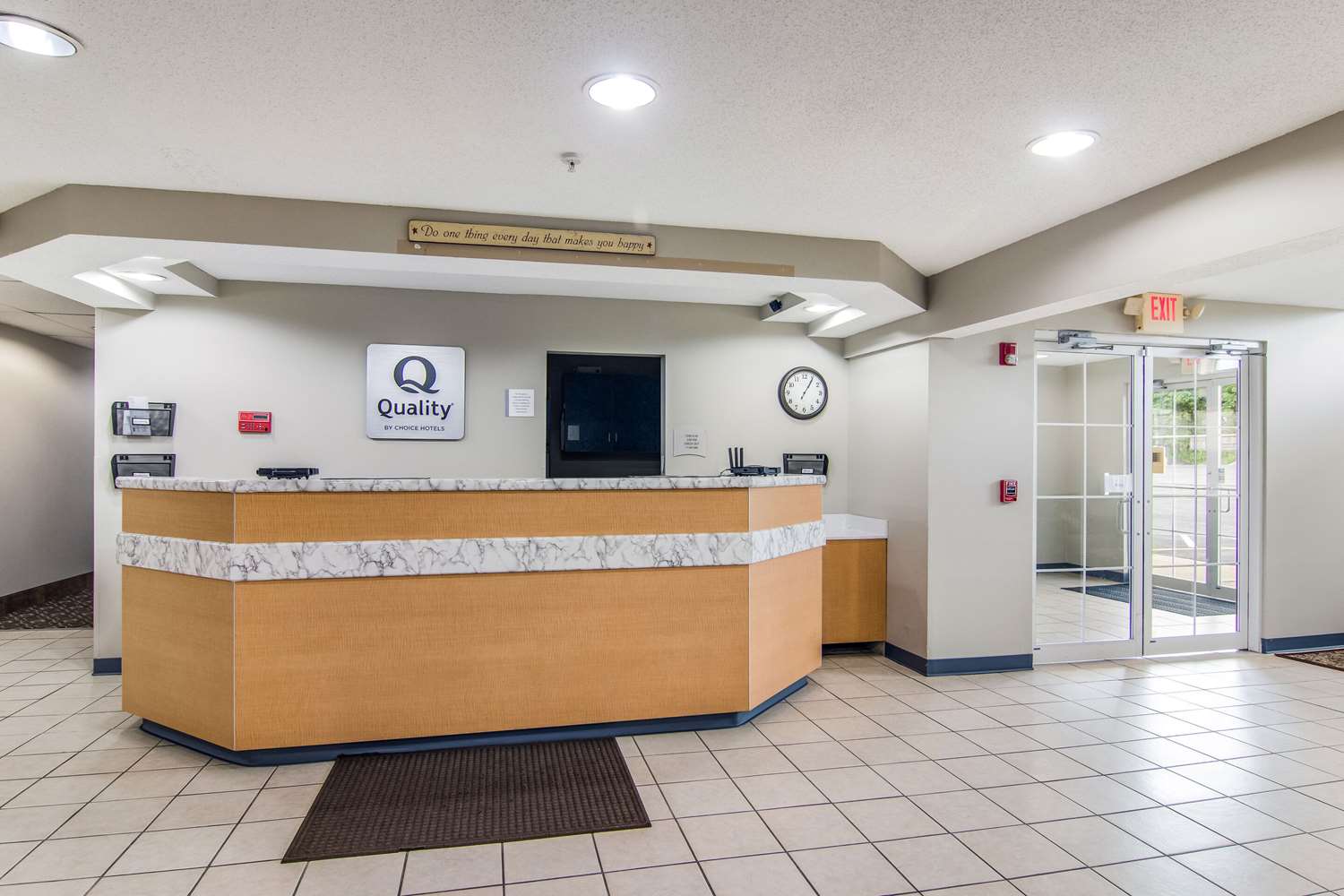 Quality Inn & Suites Grove City-Outlet Mall 1/10