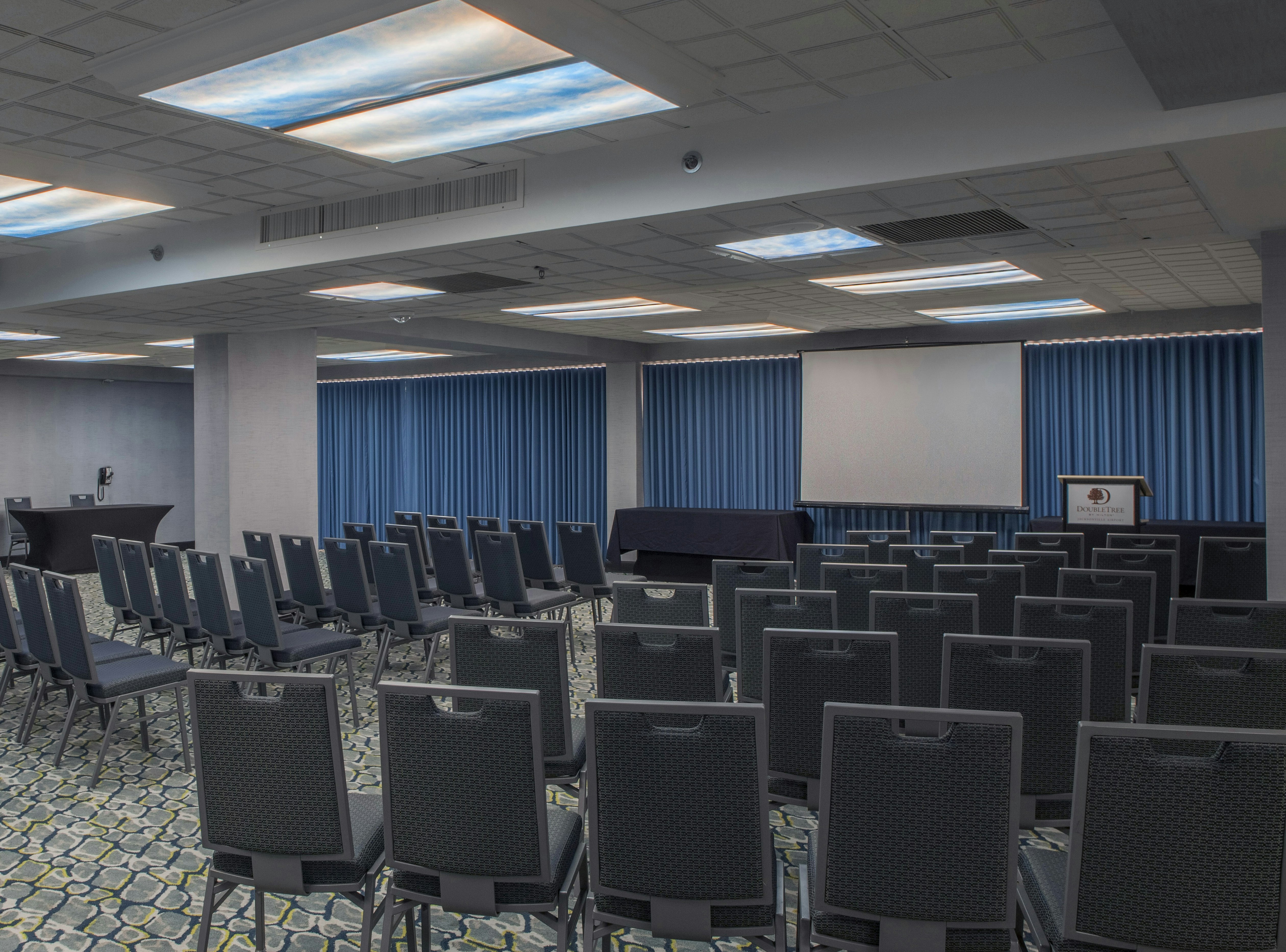 Doubletree By Hilton Hotel Jacksonville Airport 15/28