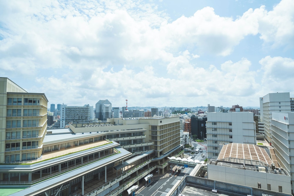 Rihga Royal Gran Okinawa 7/74