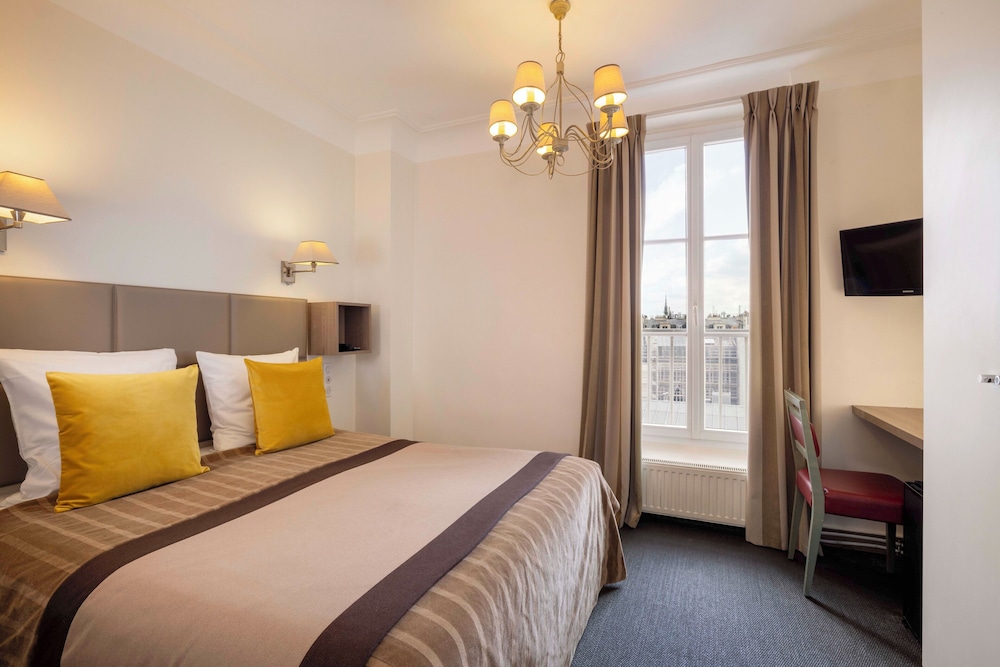 HOTEL SAINT PIERRE 5/50