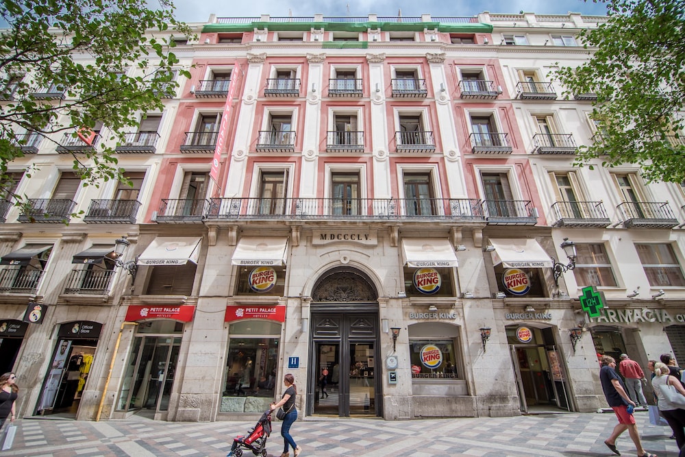 PETIT PALACE PUERTA DEL SOL 6/66