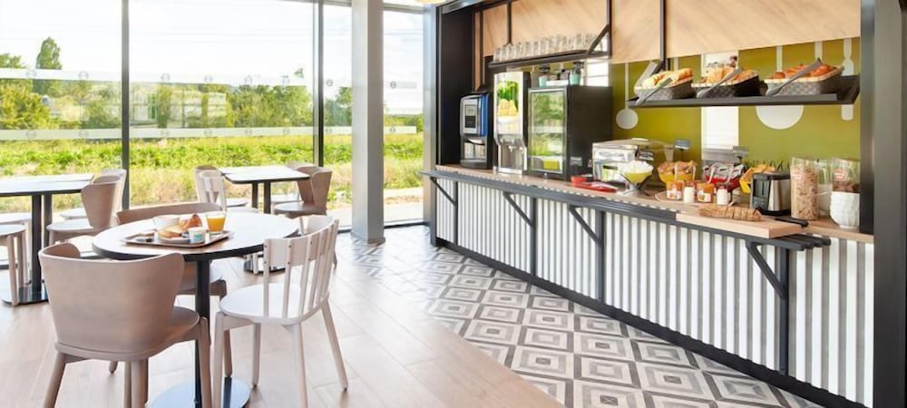 B&B HOTEL Paris Igny Palaiseau 30/43