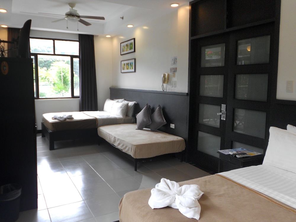 One Crescent Place Hotel 38/64
