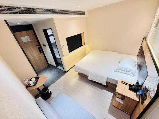 SUPERIOR, DOUBLE BED