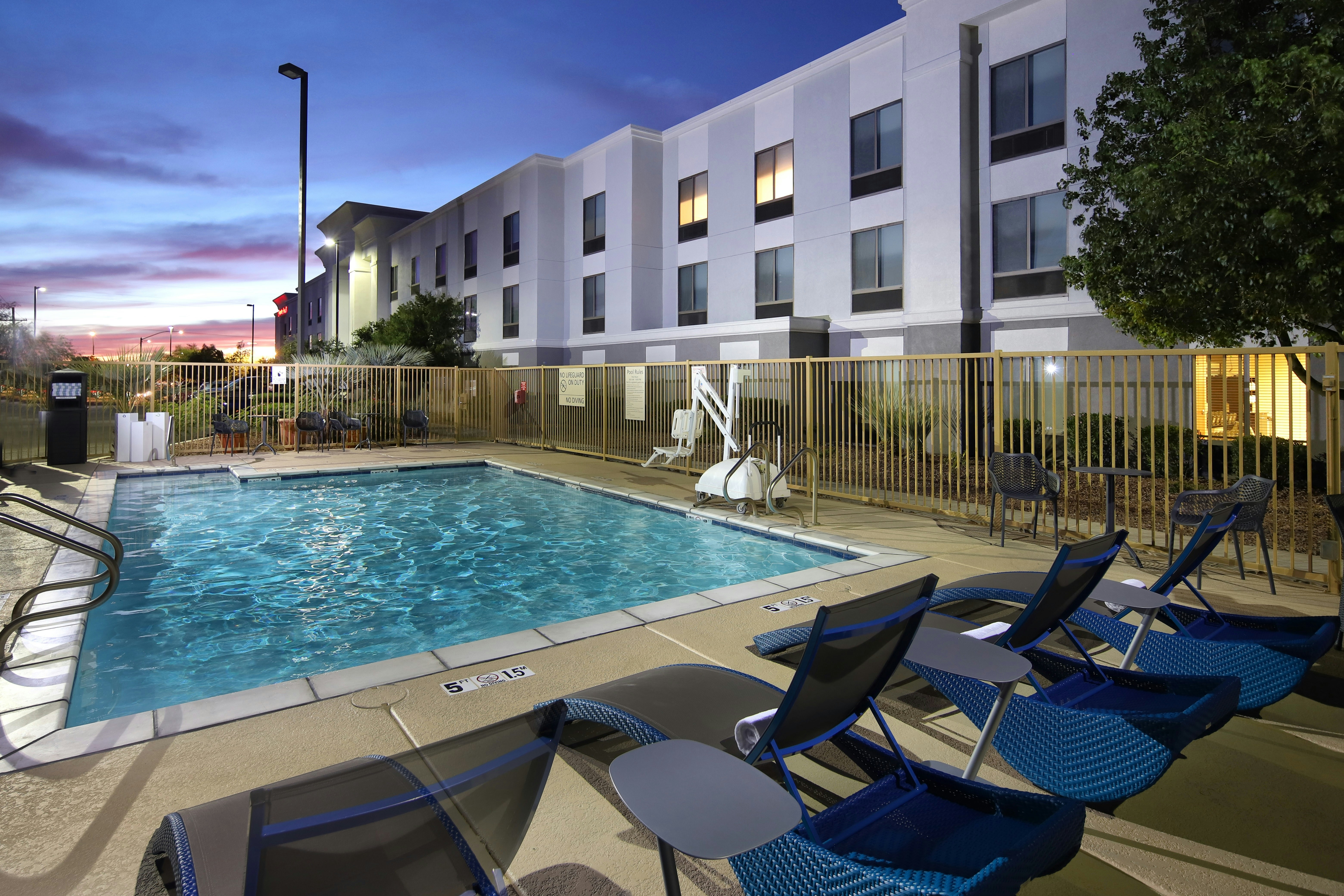 Hampton Inn and Suites Tucson East/Williams Center 53/53