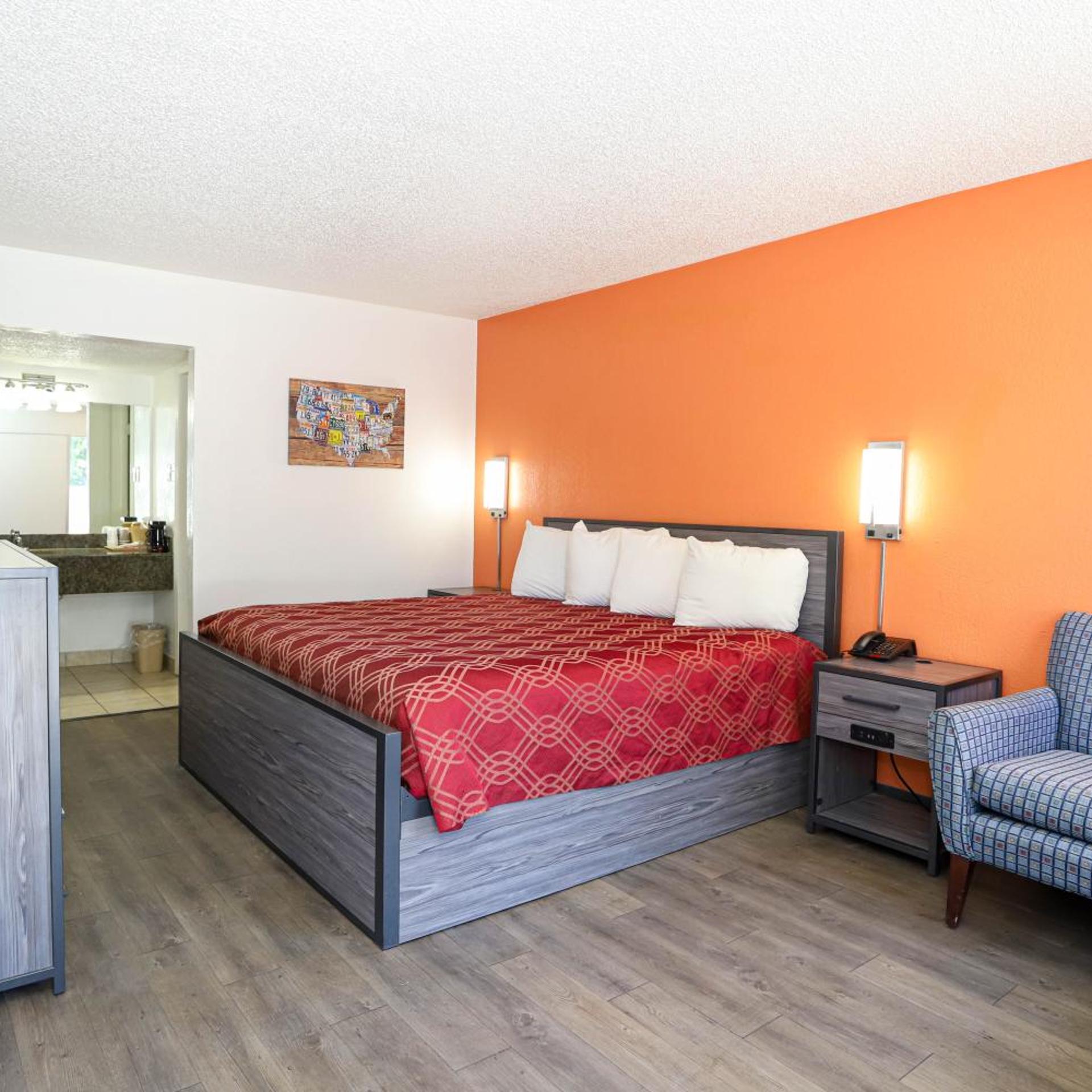 Express Inn Durant OK 24/28