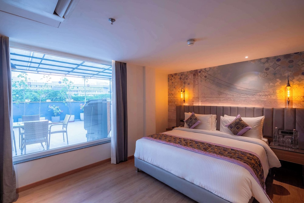 Golden Tulip Bhopal 21/50