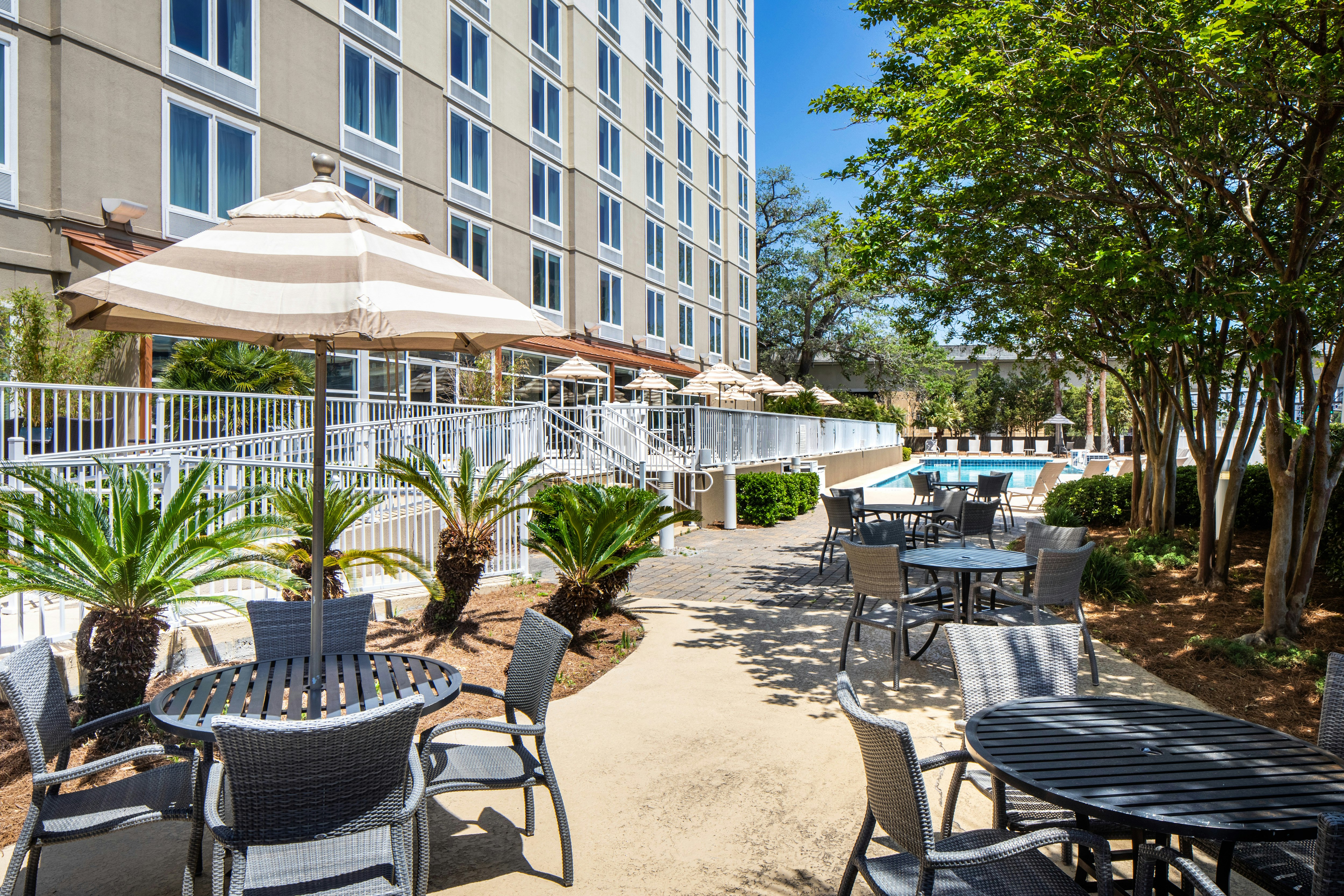 Doubletree By Hilton Hotel Biloxi 47/61
