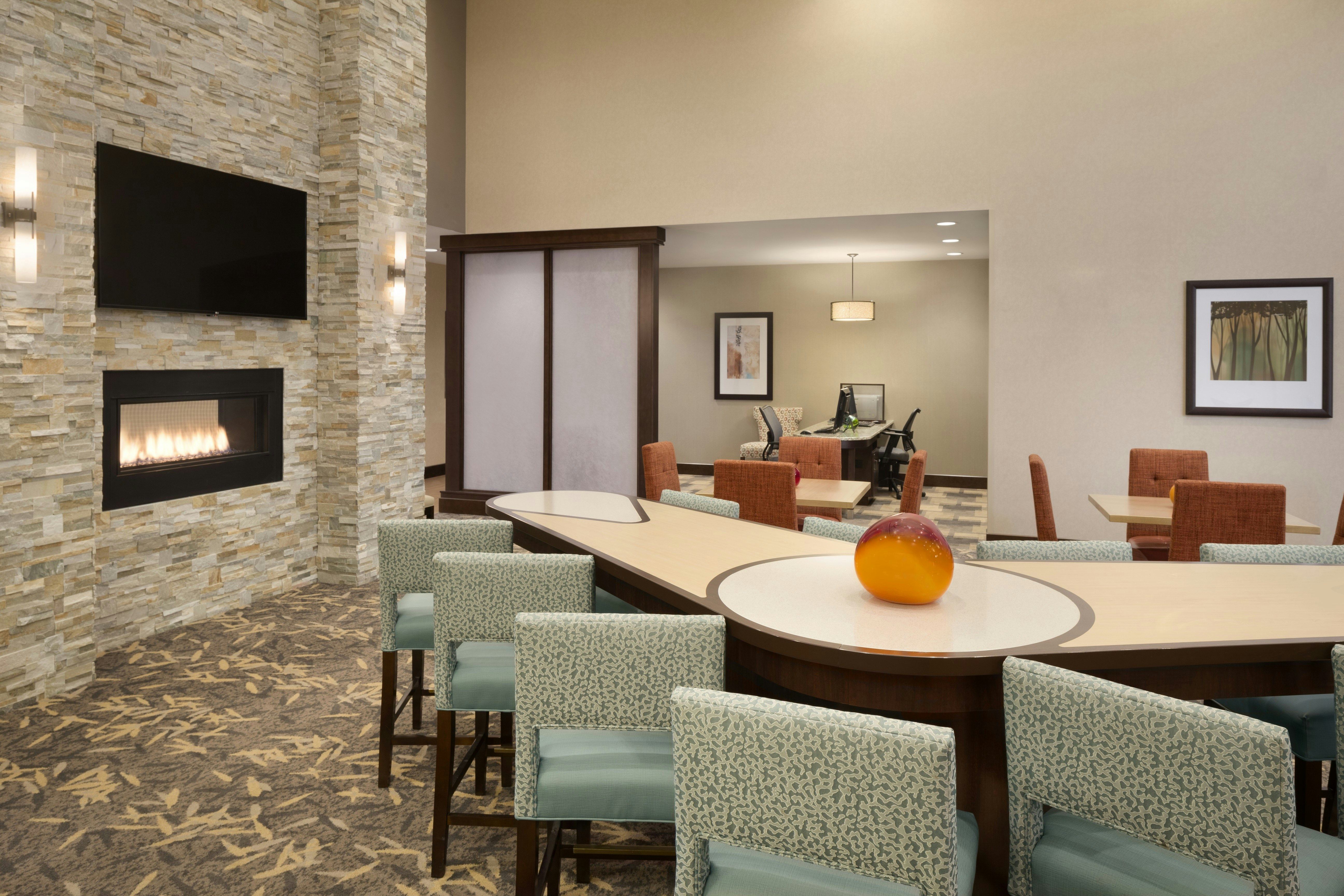 Homewood Suites By Hilton Kalamazoo-Portage 11/17