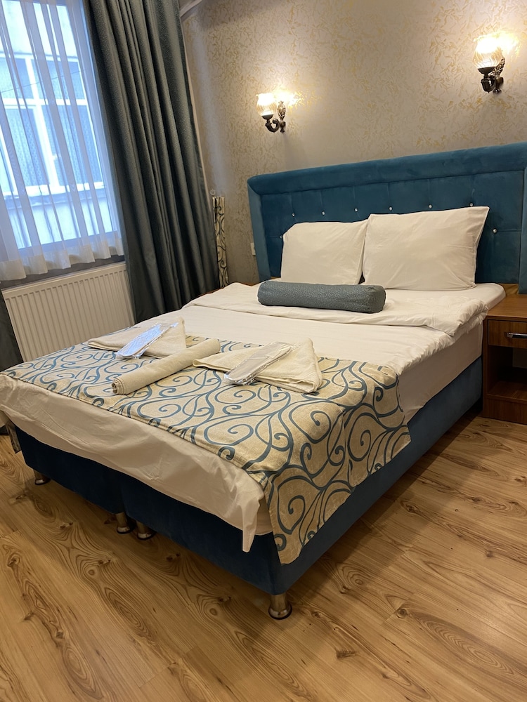 Riverland Suites & Apart Hotel 8/44