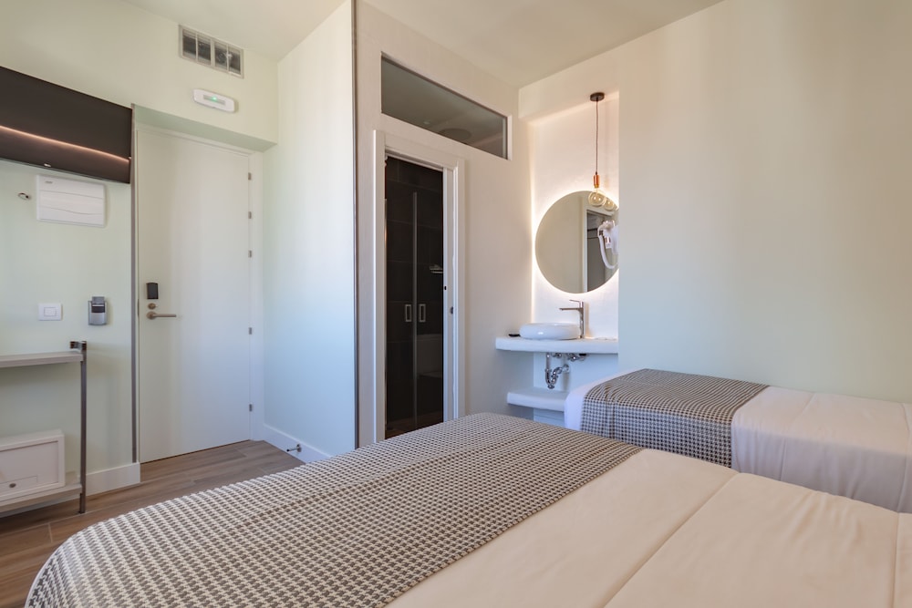 Hostal Charlotte 27/66