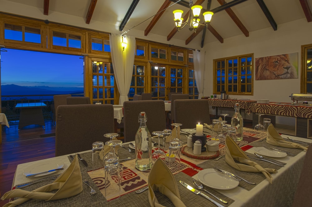 Karibu Camps and Lodges Lions Paw Ngorongoro 51/68