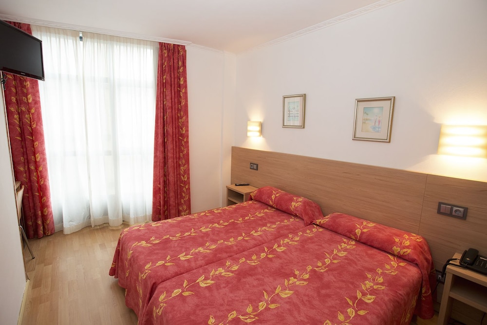 Hotel Don Manuel 21/52