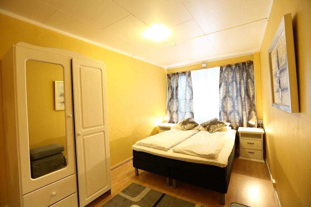 Barents Frokosthotell 20/60