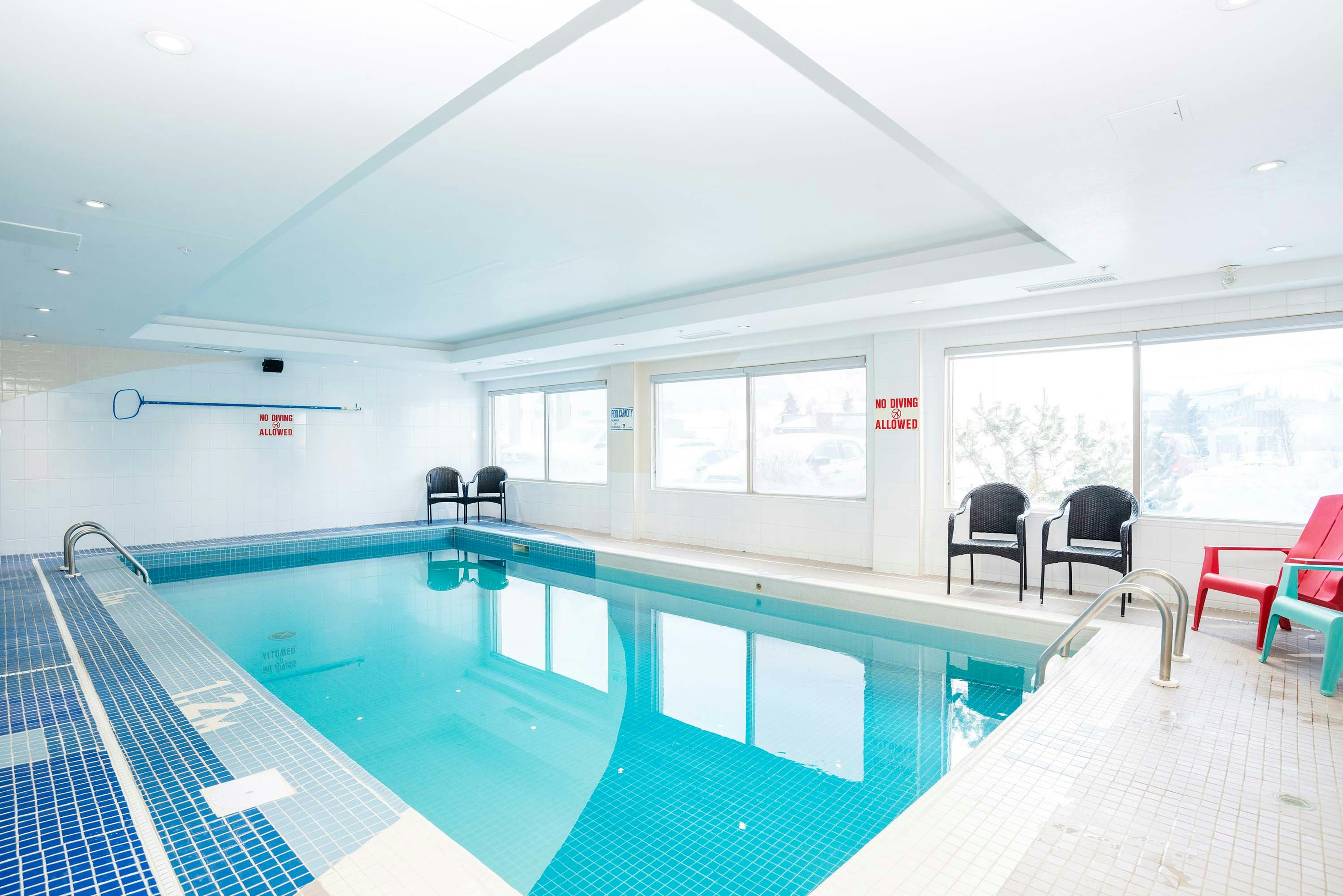 Sandman Hotel and Suites Calgary West 26/67