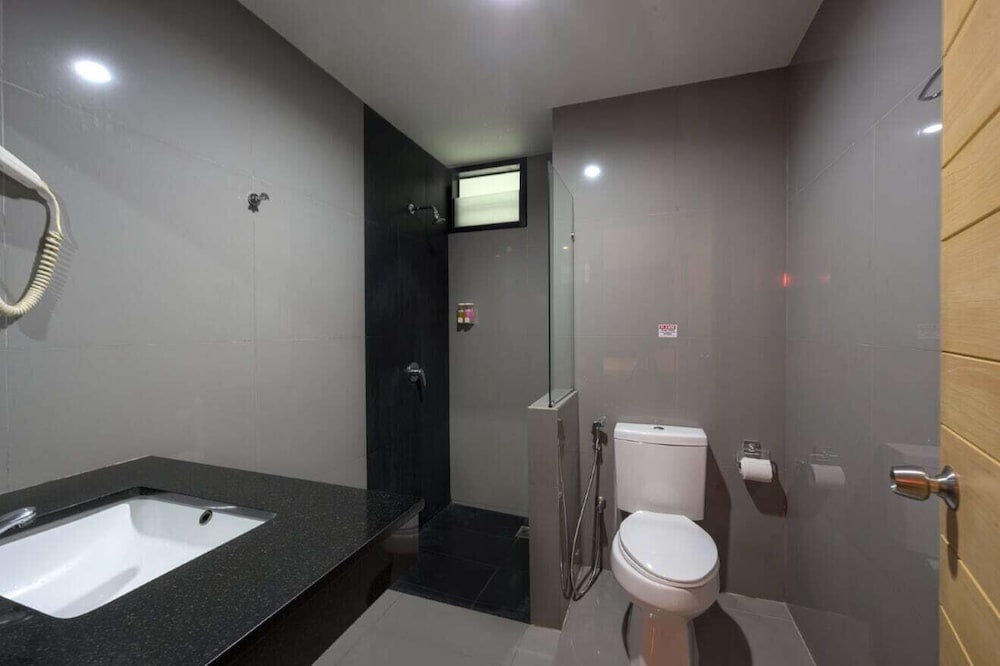 Anchan Boutique Hotel 45/50