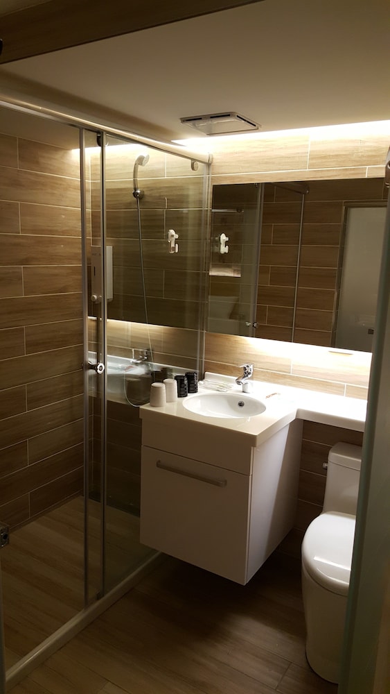 Honey Prince Hotel 23/36