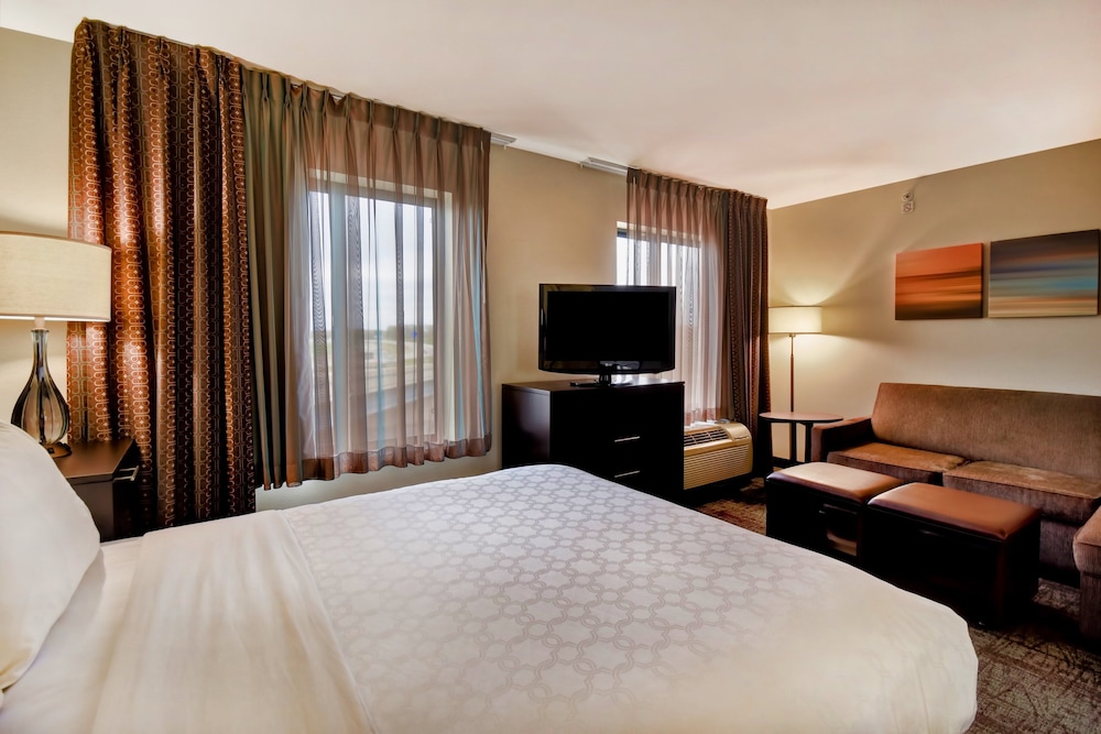 Staybridge Suites Middleton/Madison-West 20/49