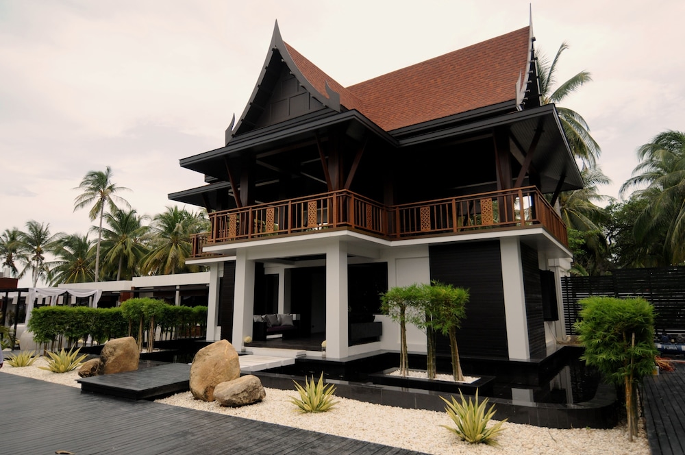 Aava Resort And Spa 4/66