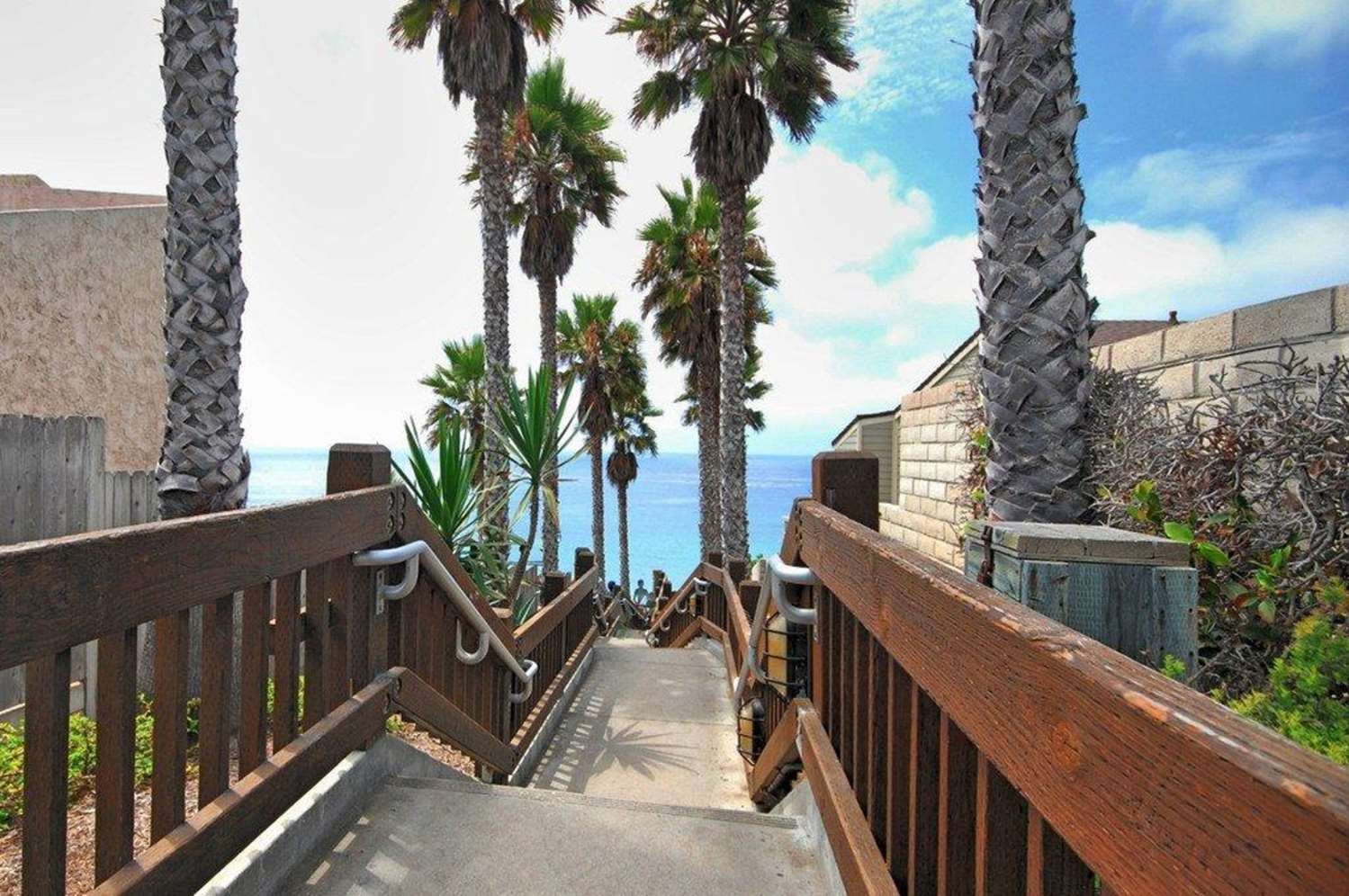 Rodeway Inn Encinitas North 8/33