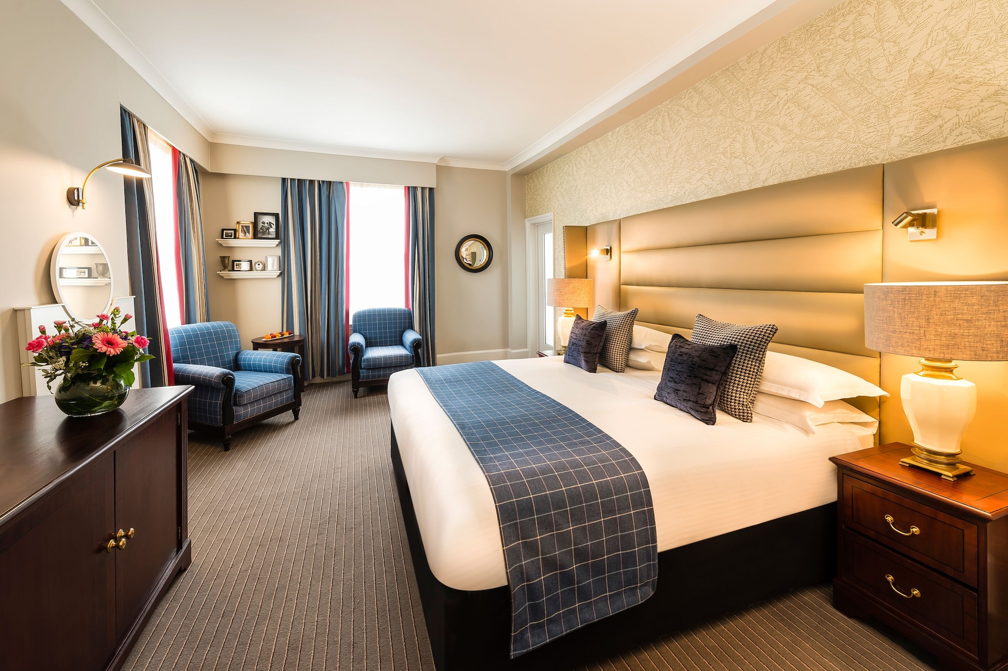 LUXURY, DOUBLE BED
