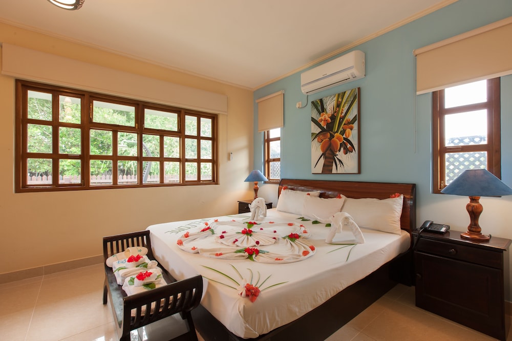 Le Relax Self Catering Apartment 11/35